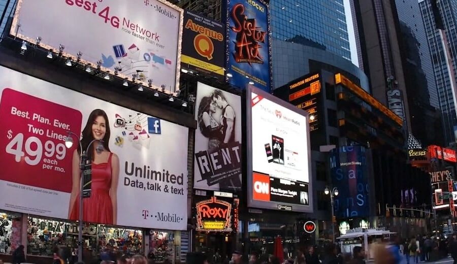 Digital Signage - LED Billboards